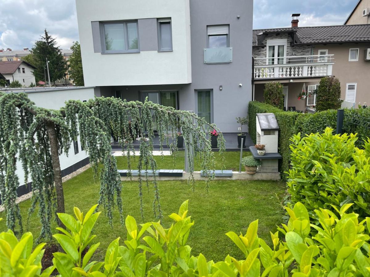 Villa Mami Zagreb Exteriör bild