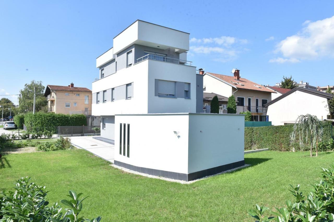 Villa Mami Zagreb Exteriör bild
